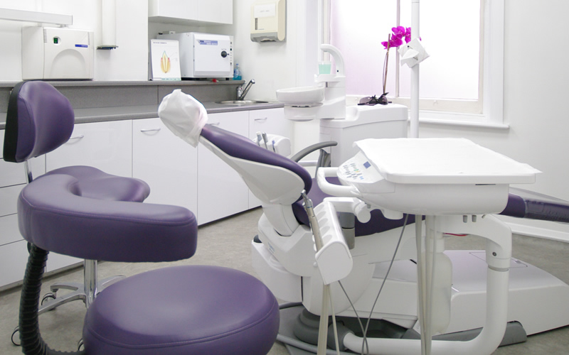 Oral Surgery Referrals at The Dental Gallery in Ealing